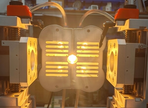 “專精特新企業(yè)”朗普光電—16 年深耕特種光源，賦能科研紅外線加熱全場景需求